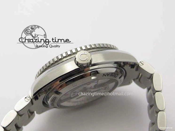 0314 Planet Ocean SS Bp Maker 45mm Black Bezel On SS Bracelet A OnTrend 8218
